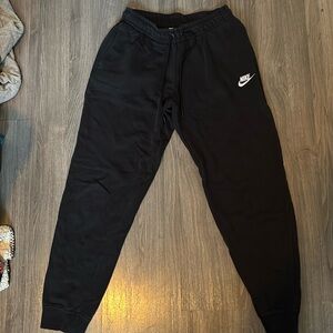 Women’s Nike sweat pants.